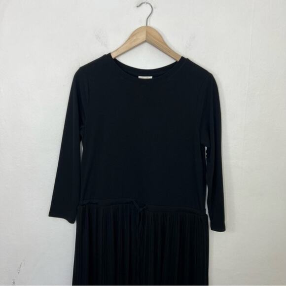 NWT J. Jill Black Pleated Drawstring-Waist Knit Dress 3/4 Sleeve Stretch Knit - Picture 7 of 14